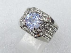 クリスタル　指輪(19号)